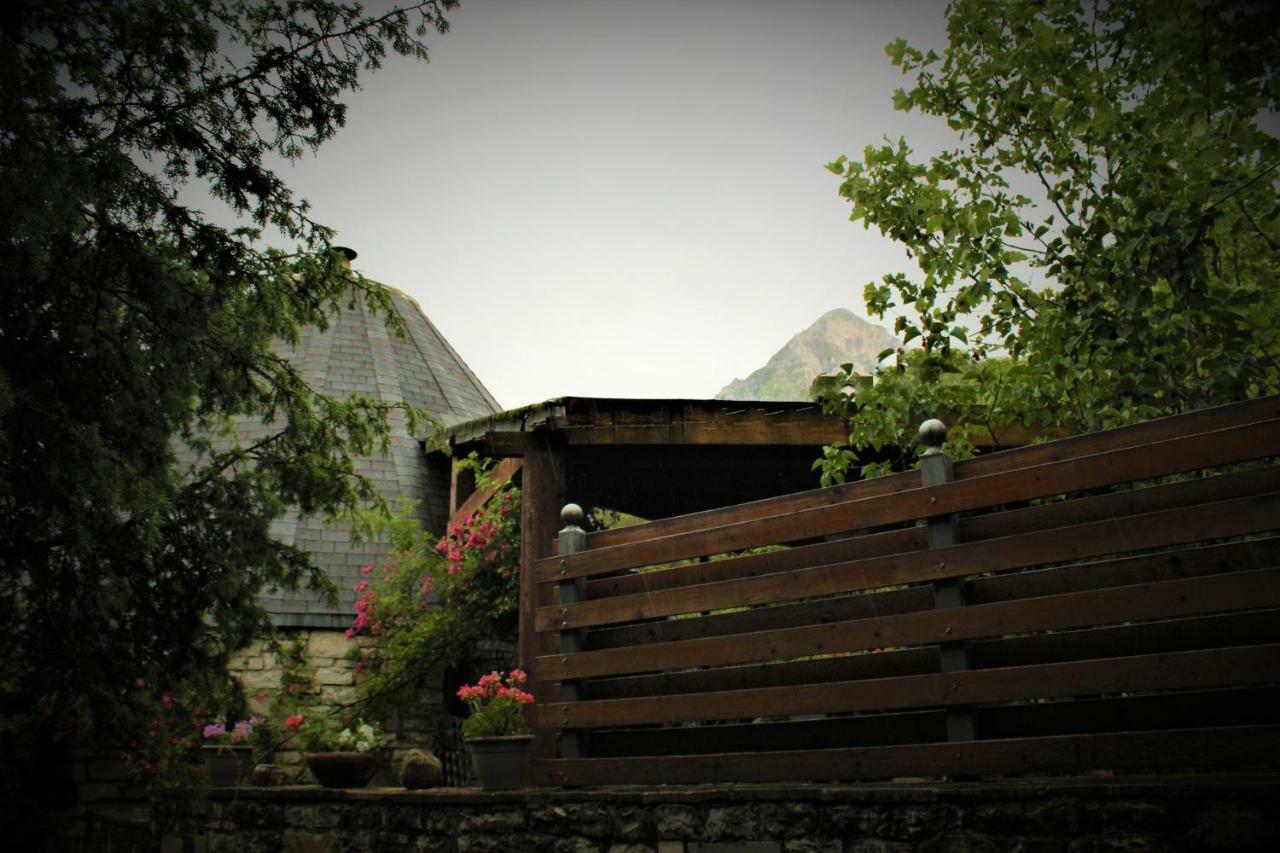 Theasis-Igloo Villa Pramanta Exterior photo